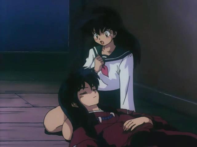 Otaku Gallery  / Anime e Manga / Inu-Yasha / Screen Shots / Episodi / 013 - L`enigma della luna nuova! Inuyasha dai capelli neri! / 193.jpg